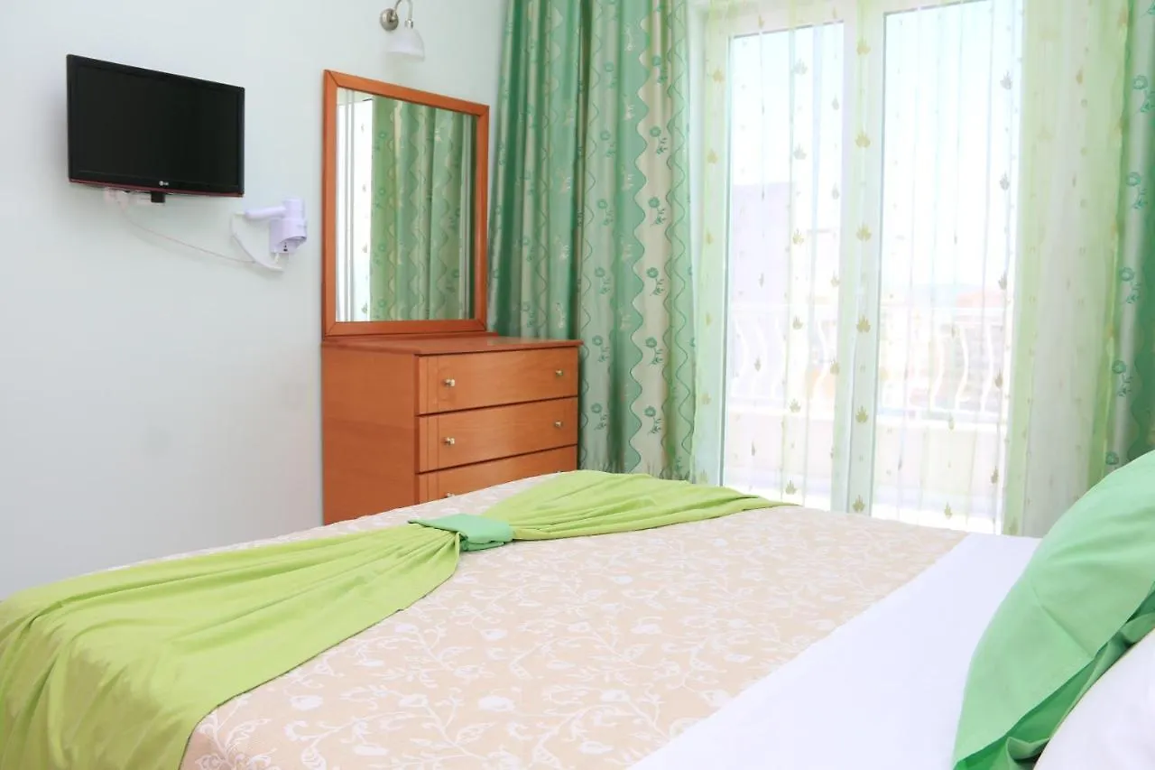 Isabela Apartments Sarande