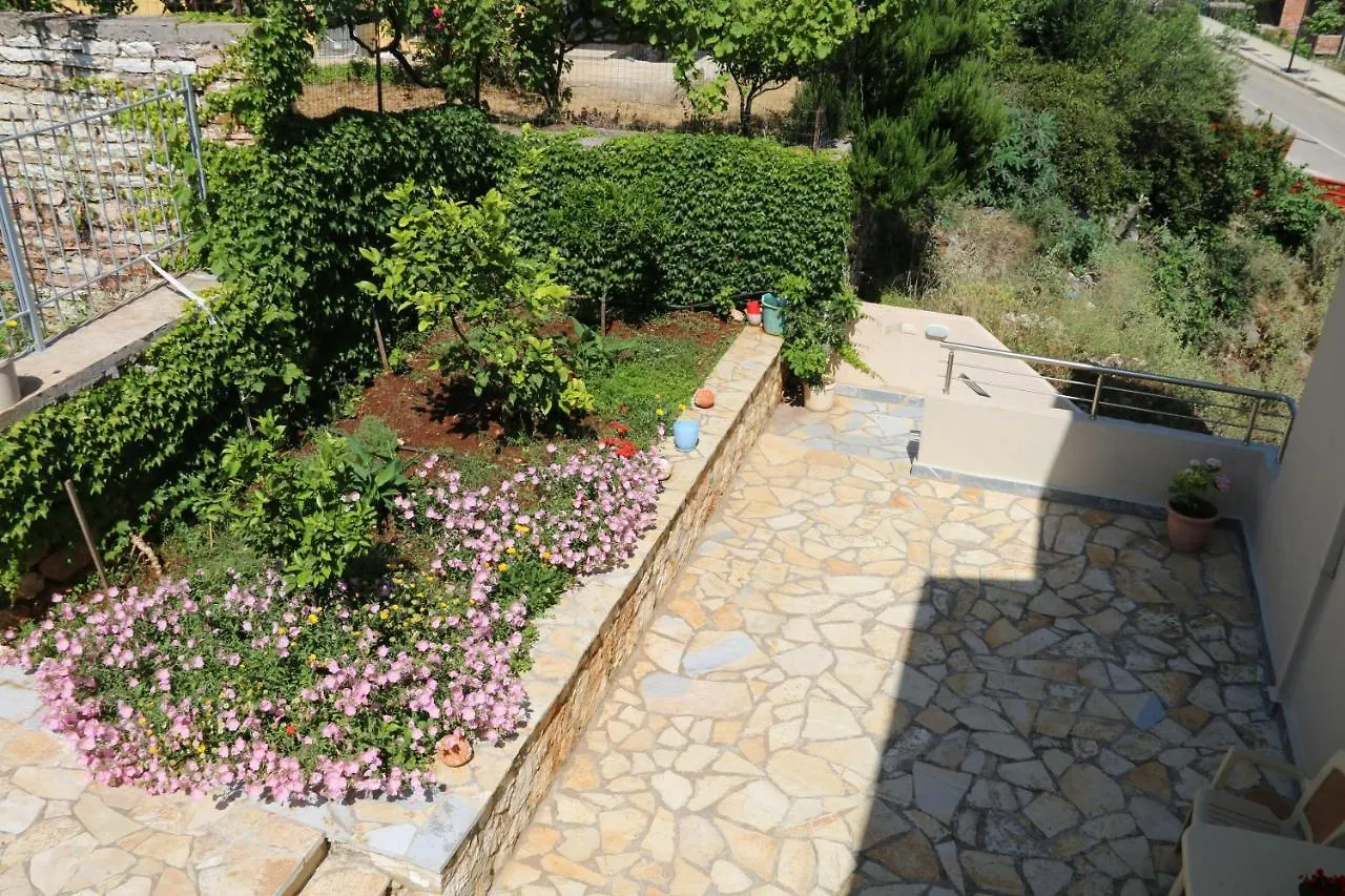 Isabela Apartments Sarande