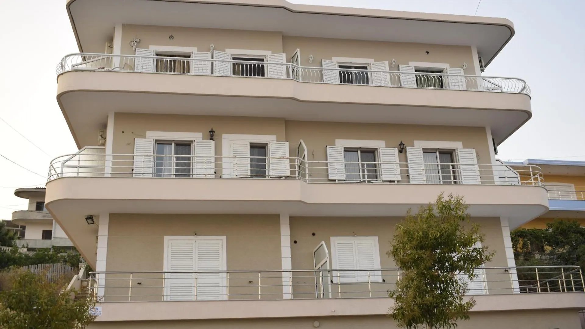 Isabela Apartments Sarande 0*,  Albania