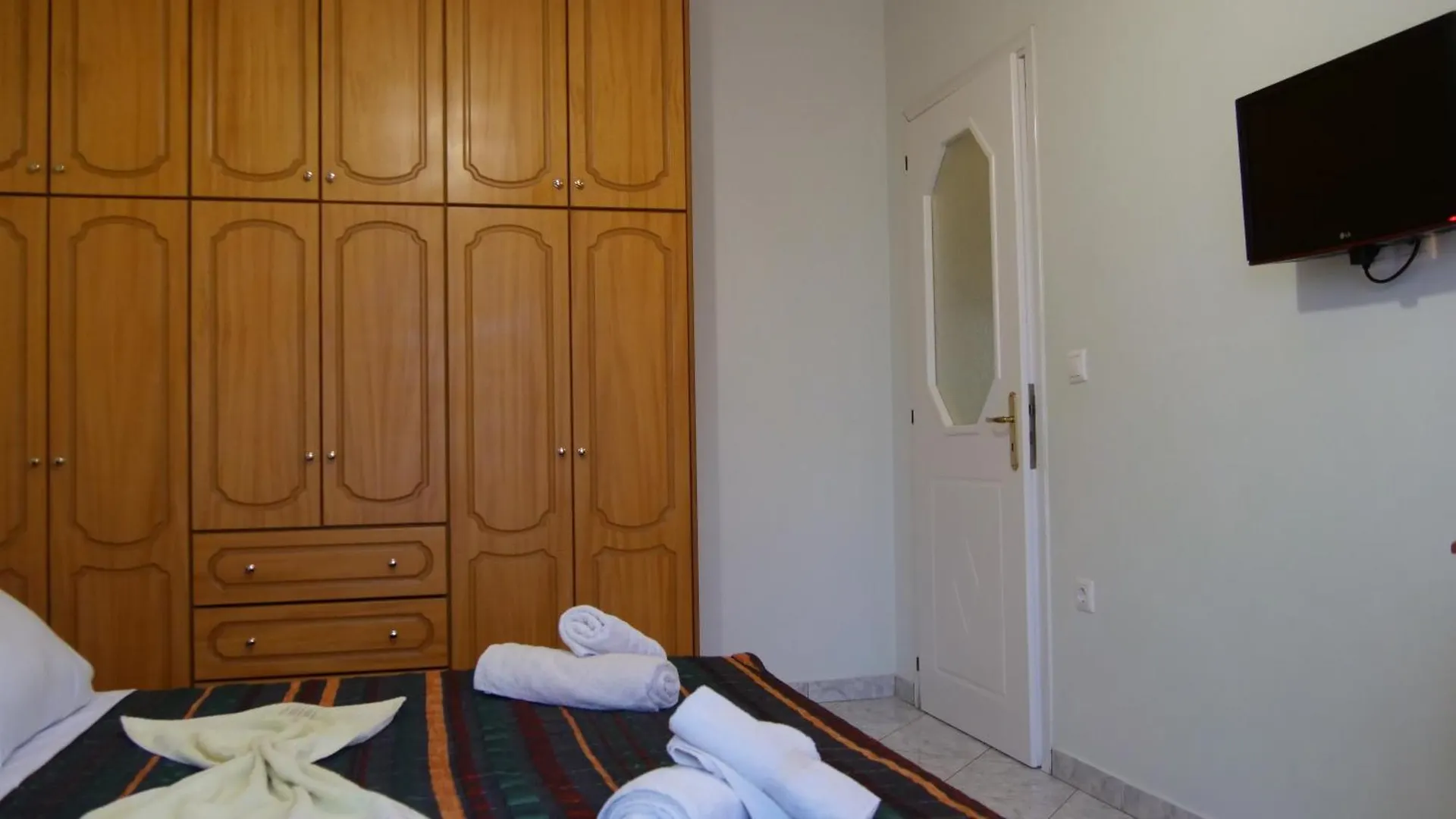 Isabela Apartments Sarande