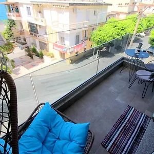 Ngjela Apartamento