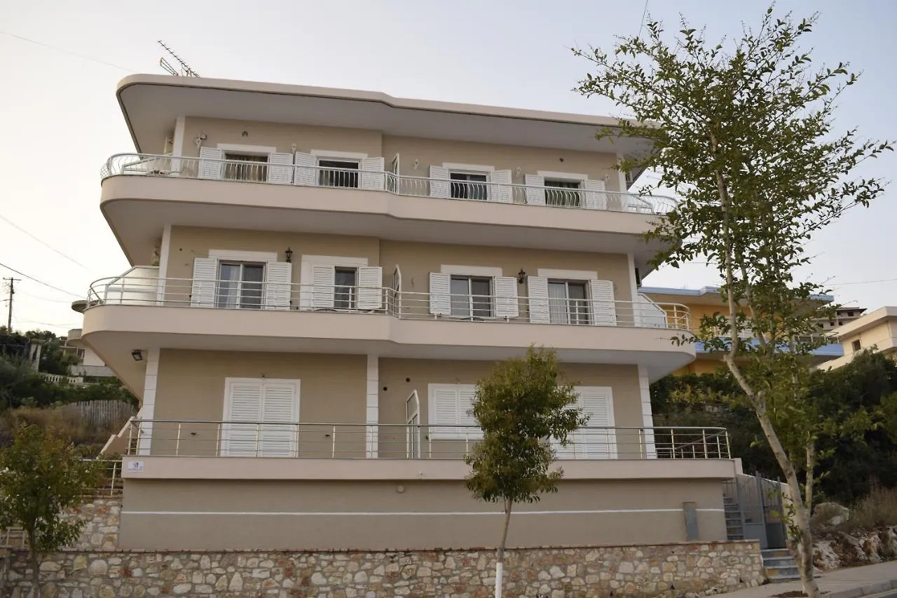 Isabela Apartments Sarandë 0*,