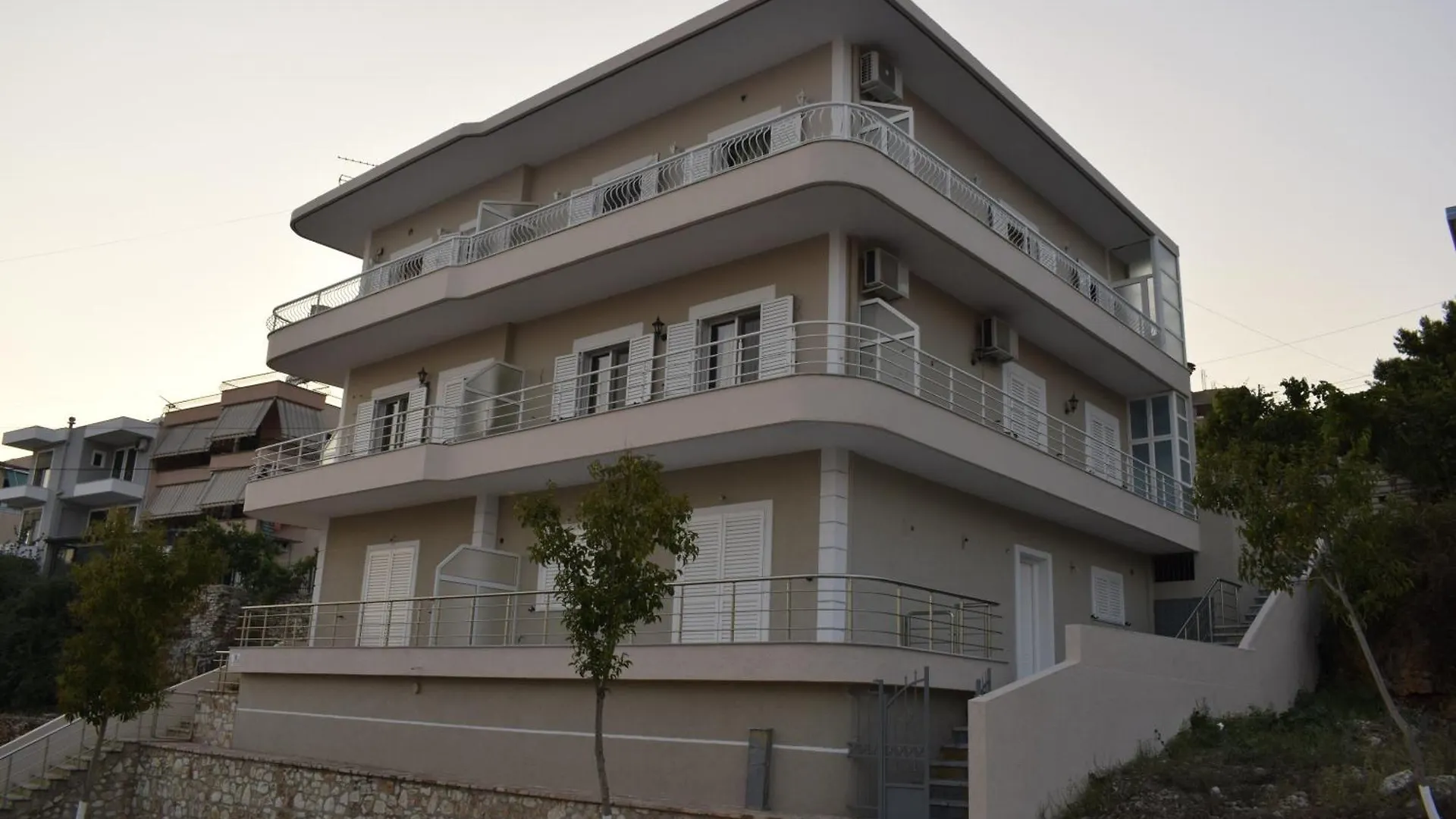 Isabela Apartments Sarandë